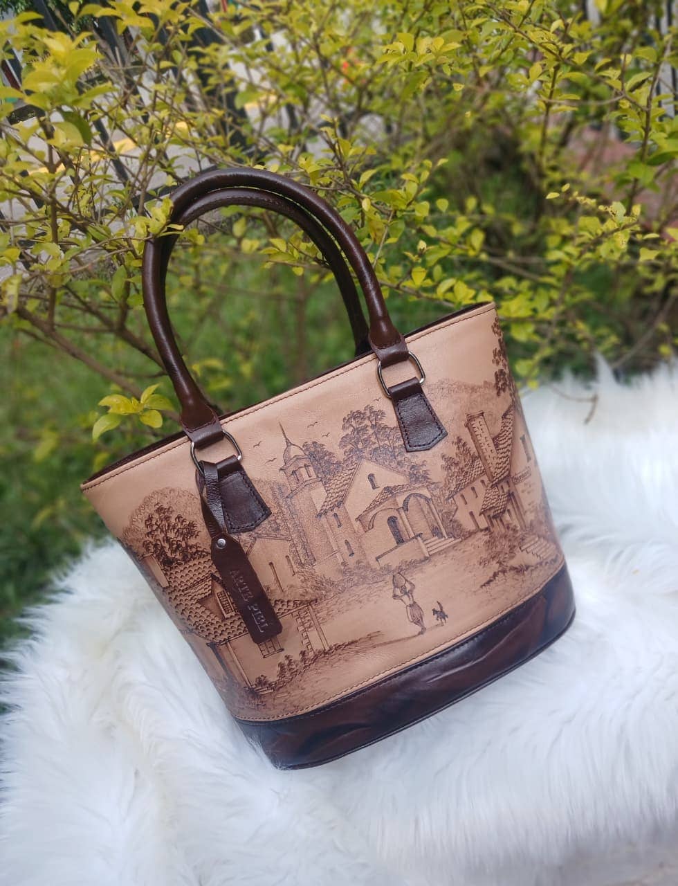 Cartera de Cuero con Paisaje